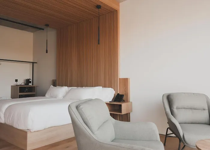 Atmos Hotel Boutique